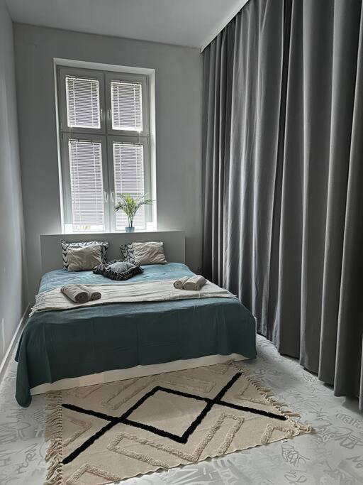 P-122 Piotrkowska Apartment. Lodz  Exterior photo